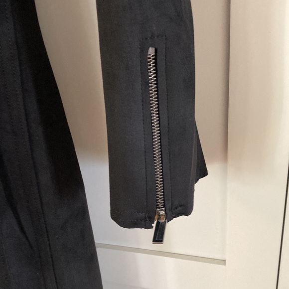 Tahari Trench Coat - Picture 4 of 7